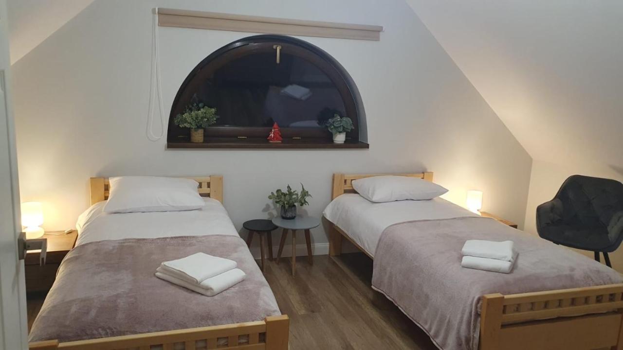 Domek Na Cedrowej Bierna Экстерьер фото